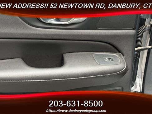 Used 2020 Volvo S60 T6 Momentum w/ Premium Package AWD/4WD image 25