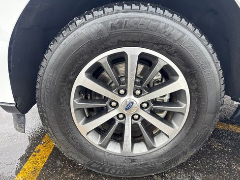 Used 2020 Ford Expedition Max XLT image 9