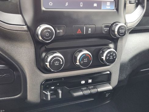 Used 2024 RAM 3500 Tradesman w/ Chrome Appearance Group image 21