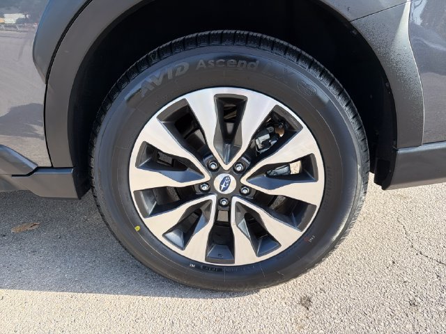 Certified 2024 Subaru Outback Touring AWD/4WD image 31