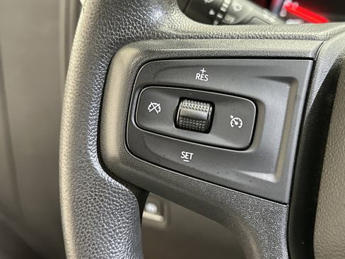 Used 2022 Chevrolet Silverado 1500 Custom image 27