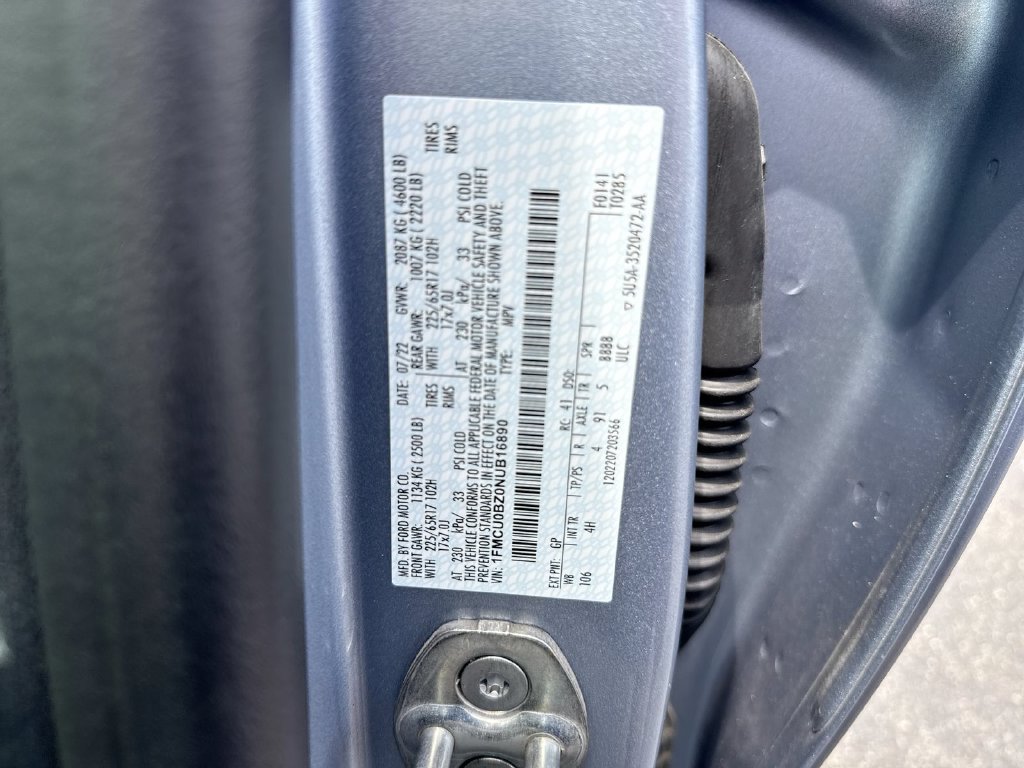 Used 2022 Ford Escape SE FWD image 27