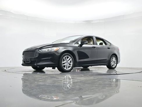 Used 2013 Ford Fusion SE image 35