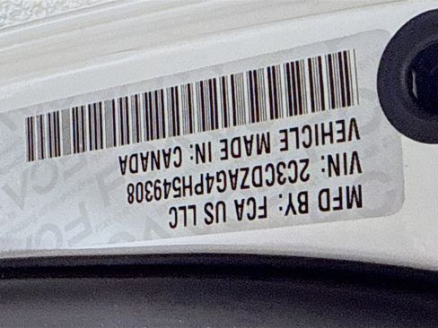Used 2023 Dodge Challenger SXT image 38