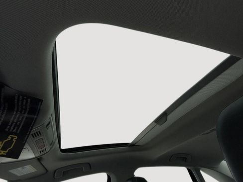 New 2025 Volkswagen Jetta SE image 12