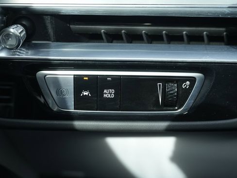 Used 2024 Cadillac Lyriq Luxury image 46