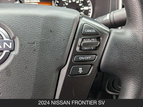 Certified 2024 Nissan Frontier 2WD Crew Cab w/ Technology Pkg w/ Technology Package image 18