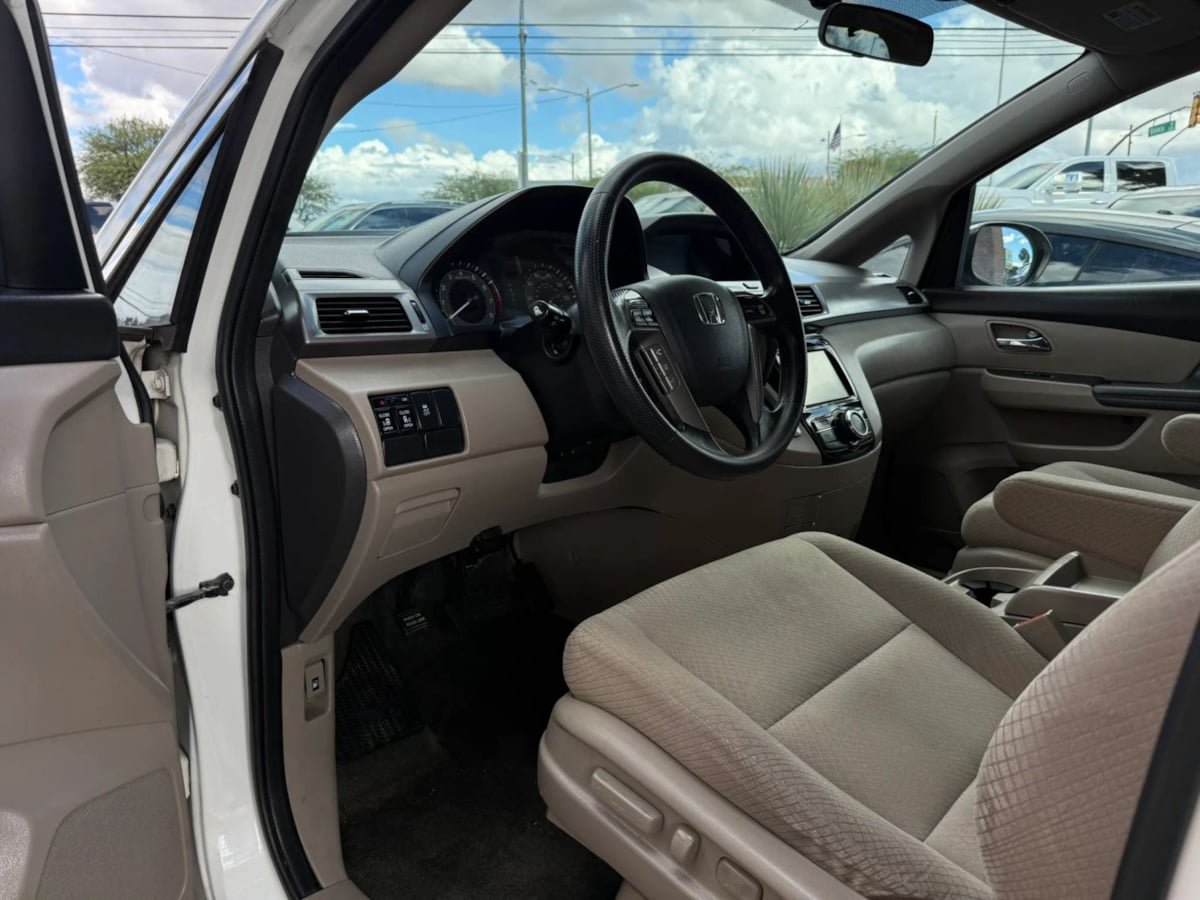 Used 2016 Honda Odyssey EX image 38