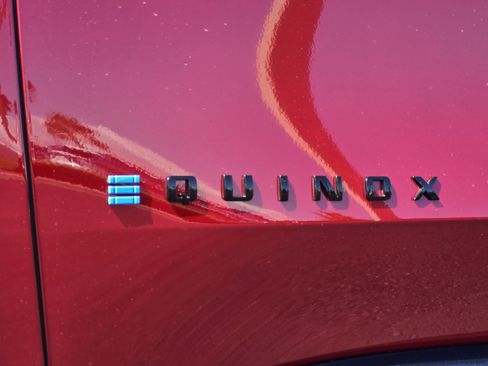 New 2026 Chevrolet Equinox EV RS image 5