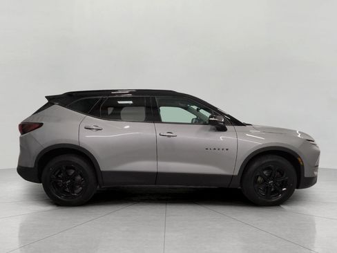 Used 2023 Chevrolet Blazer LT w/ Sound & Technology Package AWD/4WD image 11