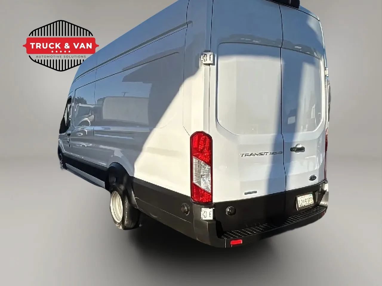 Used 2020 Ford Transit 350 148 High Roof Extended DRW w/ Load Area Protection Package RWD image 4