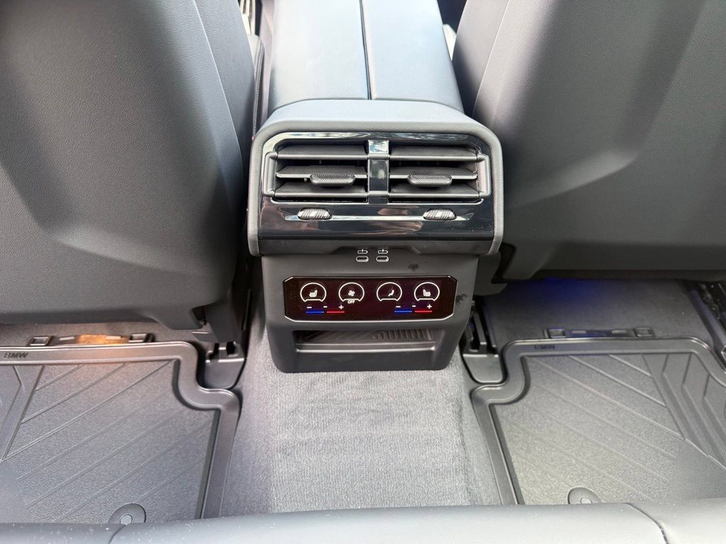New 2027 BMW M5 Touring AWD/4WD image 25