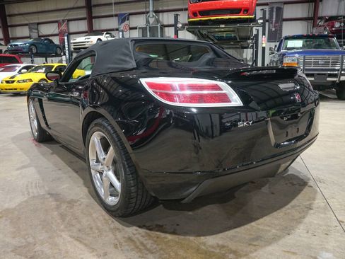Used 2007 Saturn Sky w/ Premium Trim Pkg RWD image 22