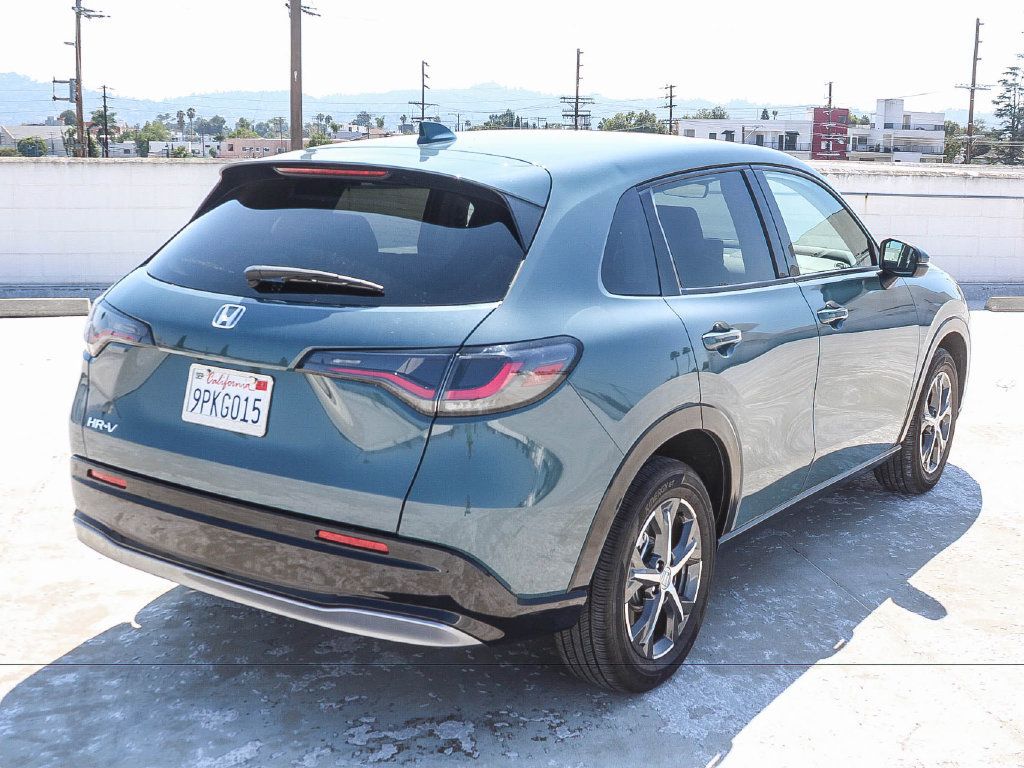 Used 2025 Honda HR-V EX-L image 6
