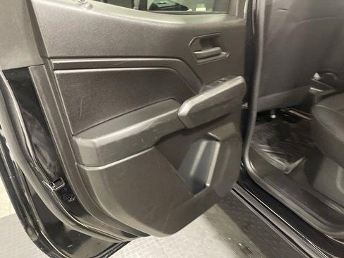 Used 2023 Chevrolet Colorado W/T RWD image 11