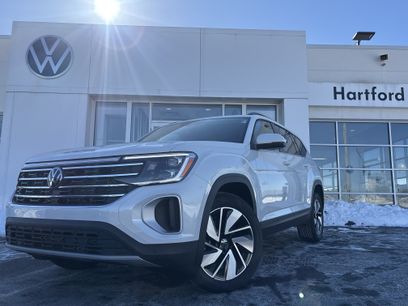 New 2026 Volkswagen Atlas SE