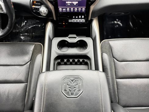 Used 2019 RAM 1500 Laramie image 23