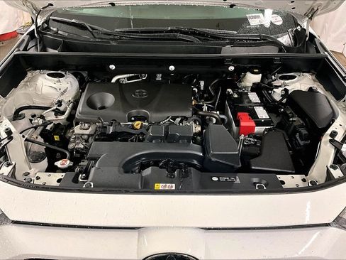 Certified 2025 Toyota RAV4 XLE AWD/4WD image 25