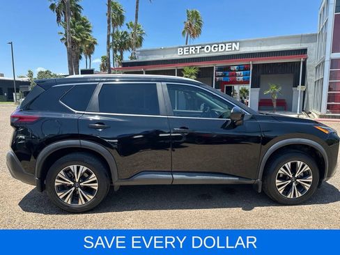 Used 2023 Nissan Rogue SV w/ SV Premium B Package FWD image 3