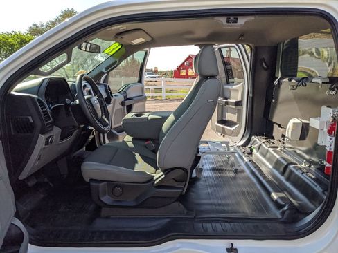 Used 2018 Ford F150 XL w/ Equipment Group 101A Mid RWD image 15
