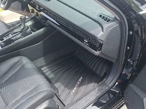 Used 2023 Honda Accord Touring image 21
