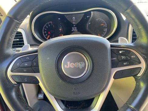 Used 2014 Jeep Grand Cherokee Laredo w/ Quick Order Package 23E AWD/4WD image 23