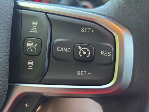 New 2026 RAM 2500 Big Horn AWD/4WD image 18