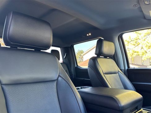 Used 2023 Ford F150 Lariat w/ Trailer Tow Package image 16