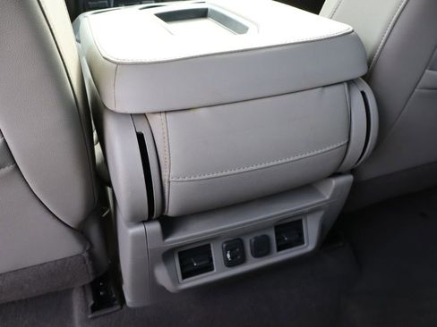 Used 2019 Chevrolet Silverado 1500 LTZ image 42