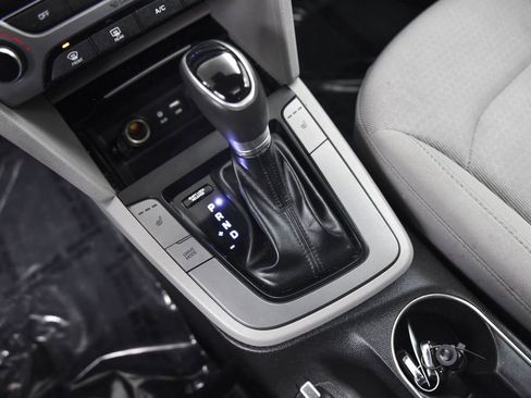 Used 2018 Hyundai Elantra Value Edition image 24