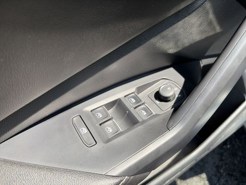 Used 2023 Volkswagen Jetta Sport FWD image 15