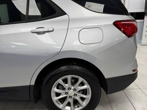 Used 2020 Chevrolet Equinox LS w/ LS Convenience Package image 6
