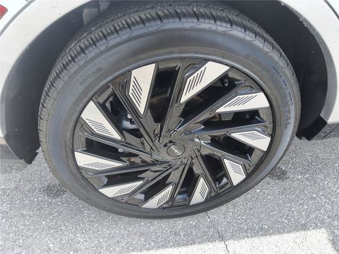 Certified 2024 Lincoln Nautilus Reserve w/ Jet Appearance Package (87T) AWD/4WD image 25