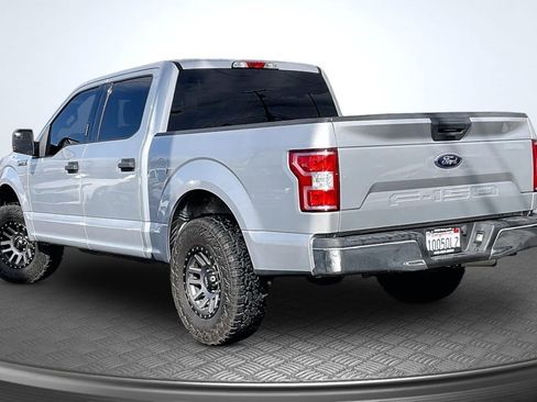 Used 2018 Ford F150 XLT RWD image 2