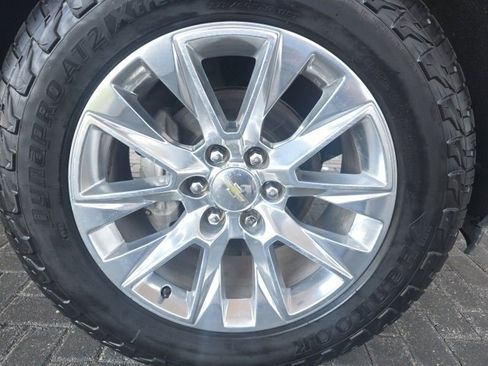 Used 2019 Chevrolet Silverado 1500 LTZ w/ LTZ Plus Package image 8