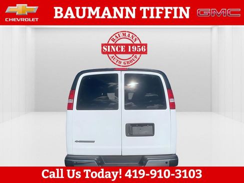 Used 2024 Chevrolet Express 3500 LT w/ LT Preferred Equipment Group image 6