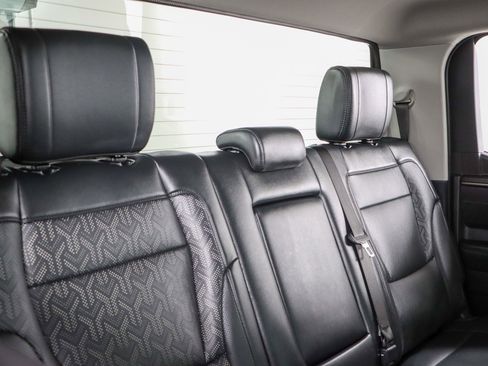 Used 2024 Toyota Tundra SR5 w/ SR5 Premium Package image 28