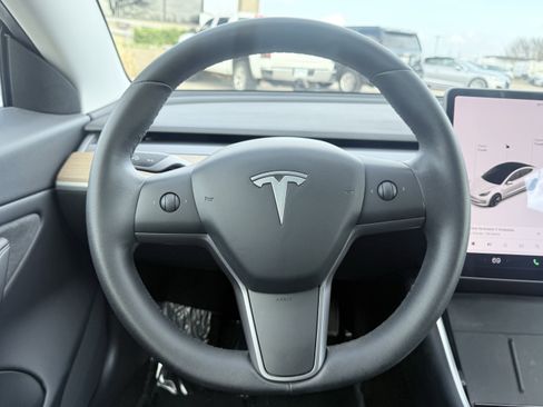 Used 2020 Tesla Model 3 Long Range image 57
