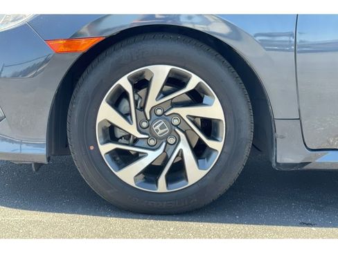 Certified 2017 Honda Civic EX image 10