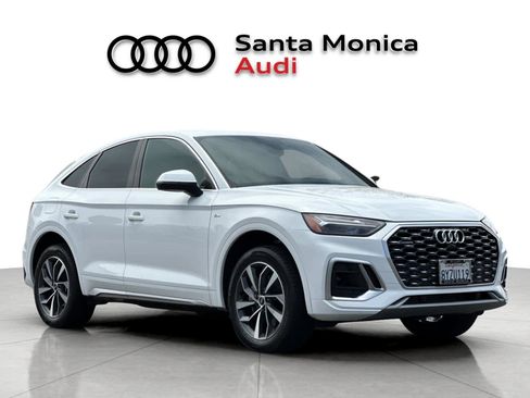 Used 2022 Audi Q5 2.0T Premium Plus w/ Premium Plus Package AWD/4WD image 9