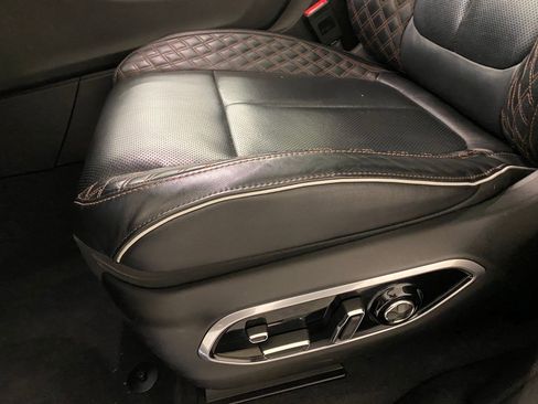 Used 2022 Jeep Grand Cherokee Summit image 12