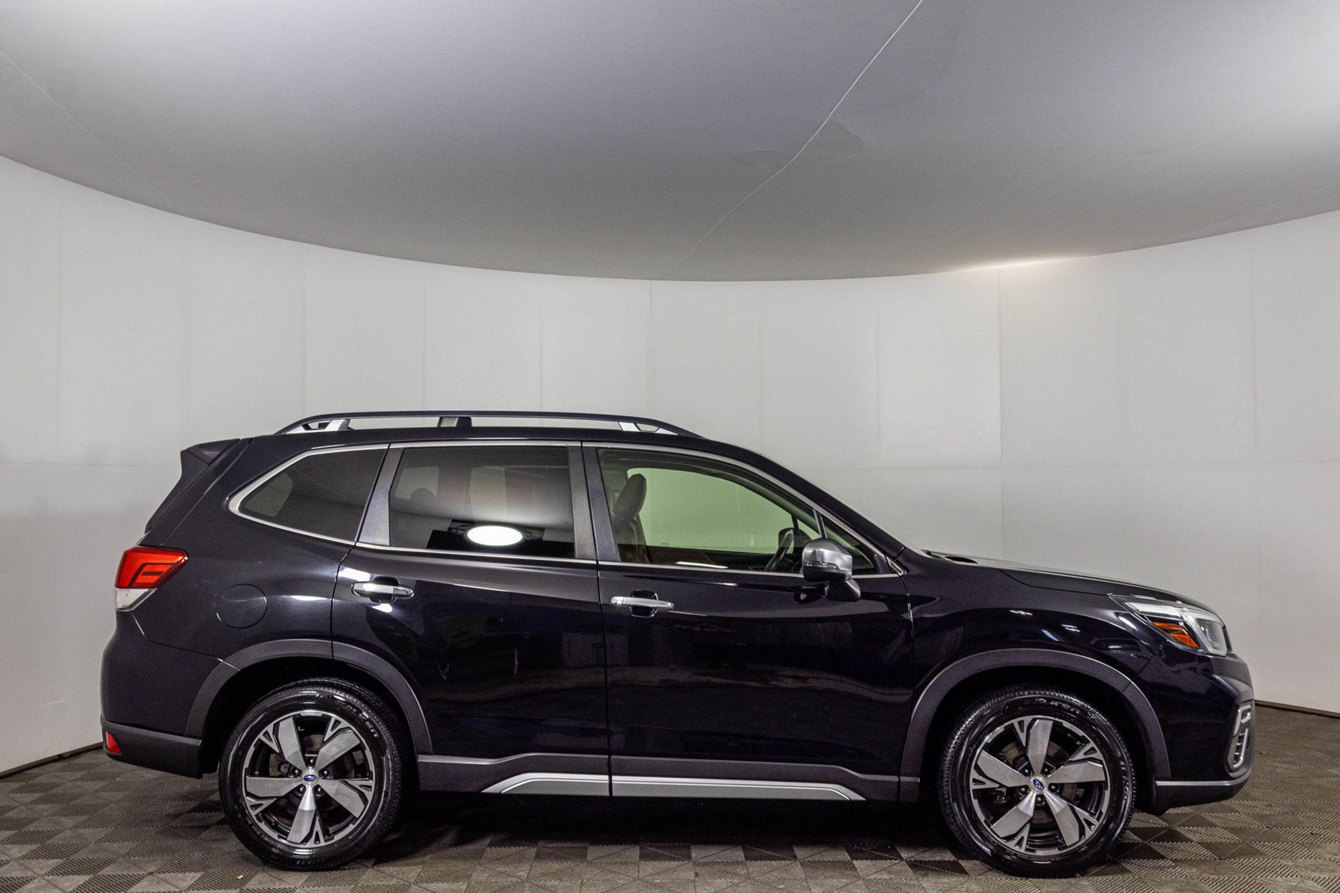 Used 2019 Subaru Forester Touring AWD/4WD image 17