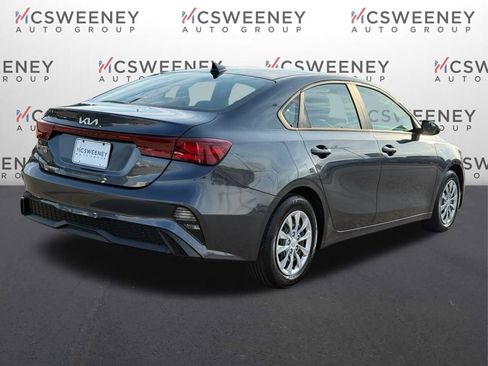 Used 2023 Kia Forte LX image 6