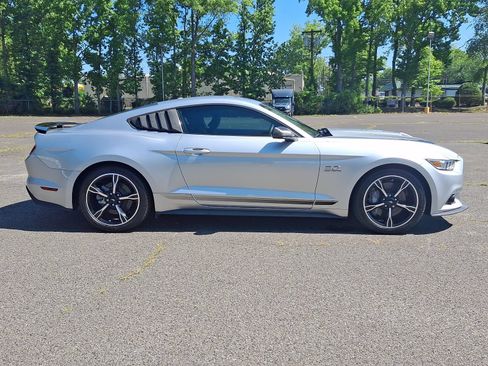 Used 2016 Ford Mustang GT Premium w/ Enhanced Security Package RWD image 8