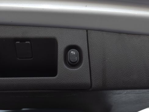 Used 2019 GMC Yukon XL Denali w/ Open Road Package image 40