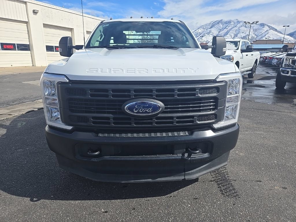 Used 2024 Ford F350 XL AWD/4WD image 2