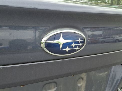 Used 2017 Subaru Legacy 2.5i AWD/4WD image 5