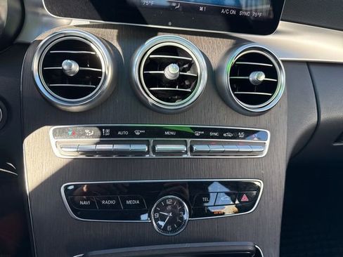 Used 2020 Mercedes-Benz C 300 4MATIC Sedan image 25
