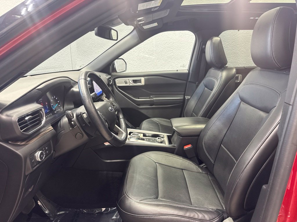 Used 2020 Ford Explorer Limited AWD/4WD image 10