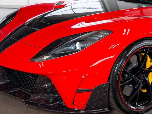 Used 2020 Ferrari 812 Superfast image 14